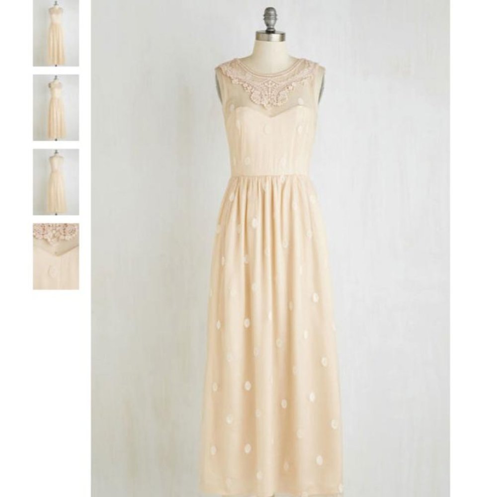 Peach/Cream dress